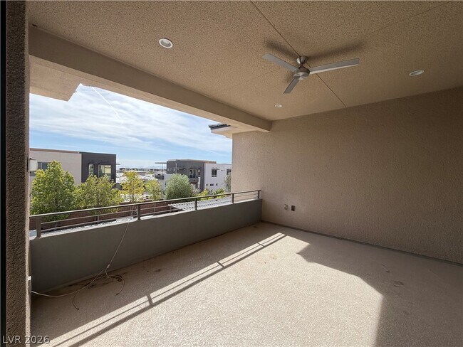 Building Photo - 66 Pristine Glen St