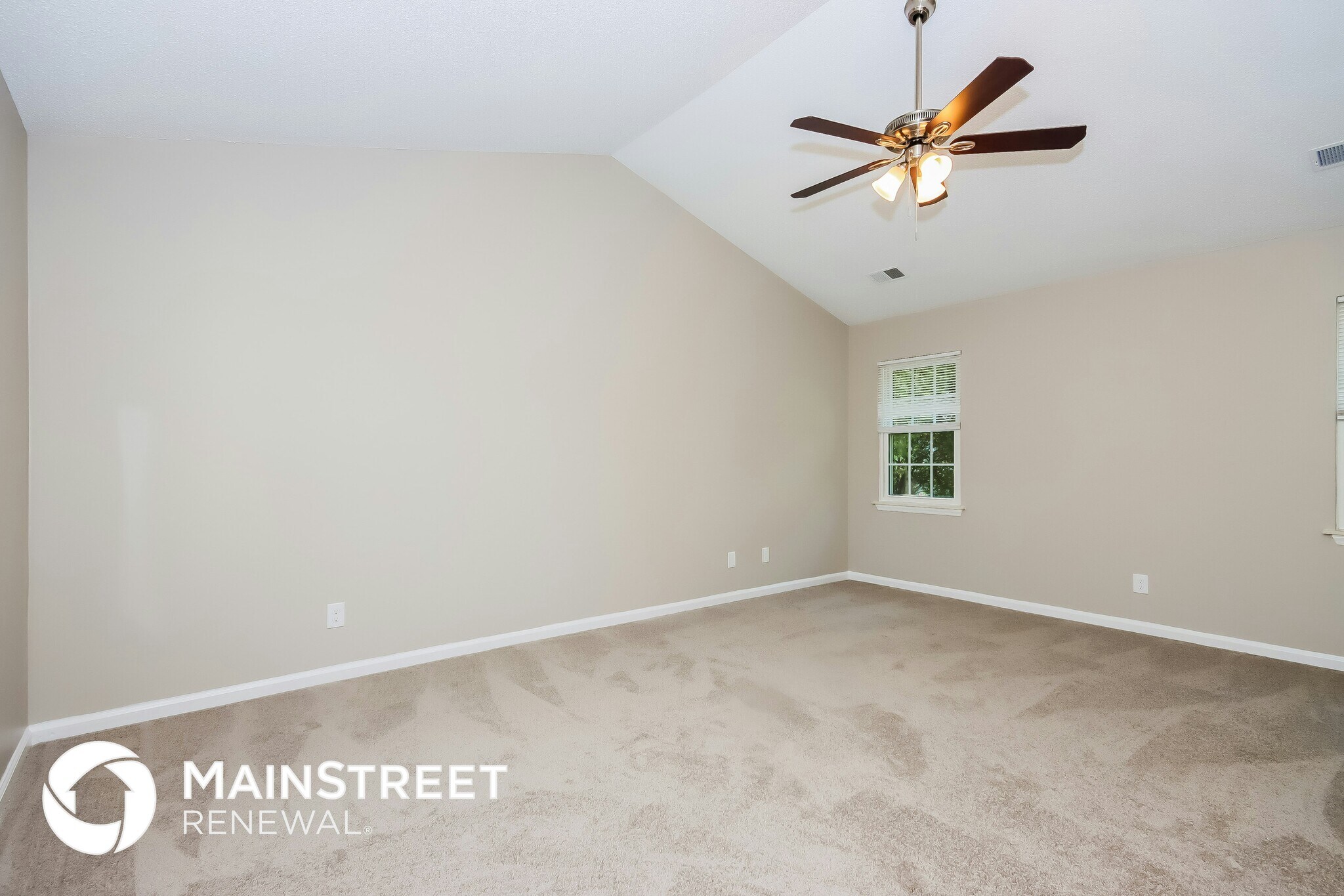 Building Photo - 9216 Torrence Crossing Dr