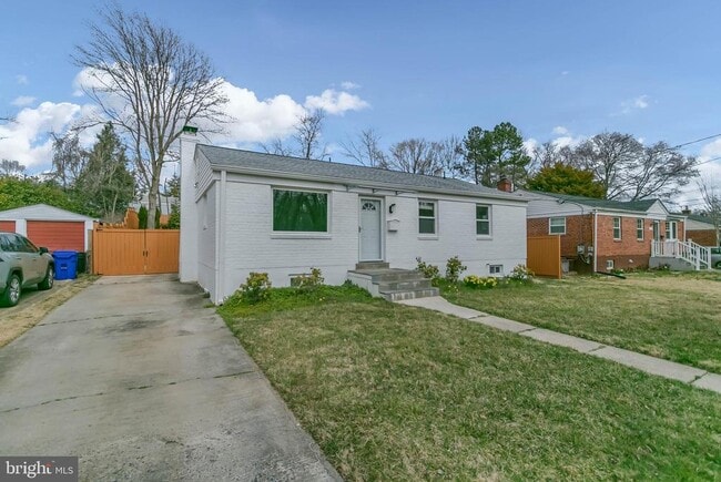 Primary Photo - 4715 Boiling Brook Pkwy