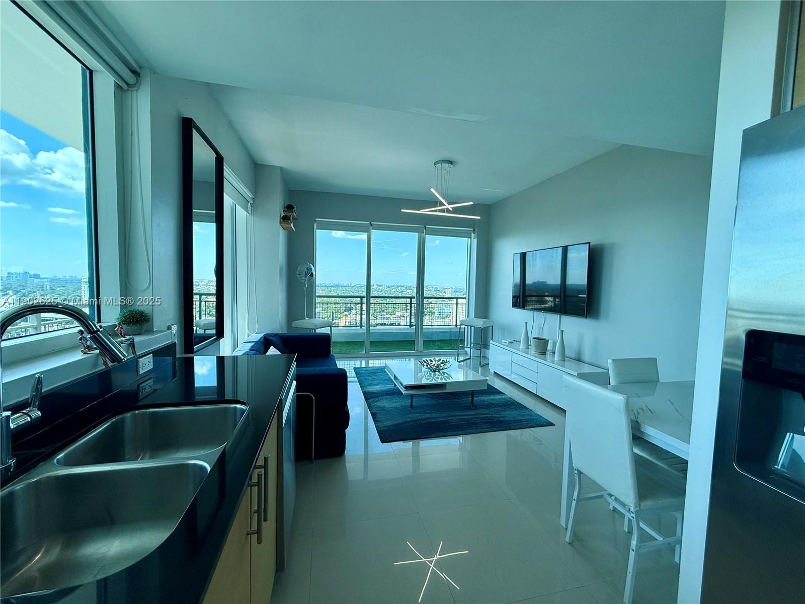 Building Photo - 60 SW 13th St