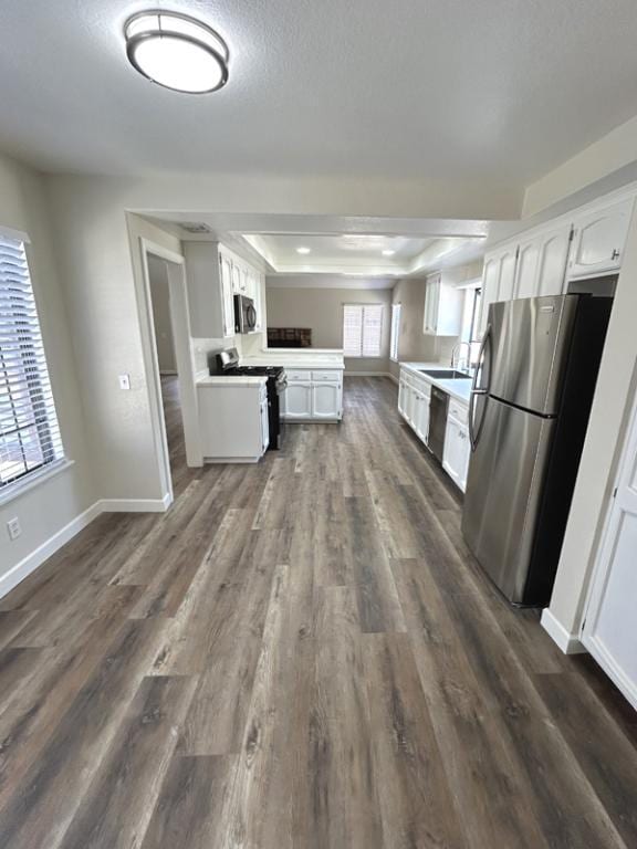 Building Photo - 13635 Elm St