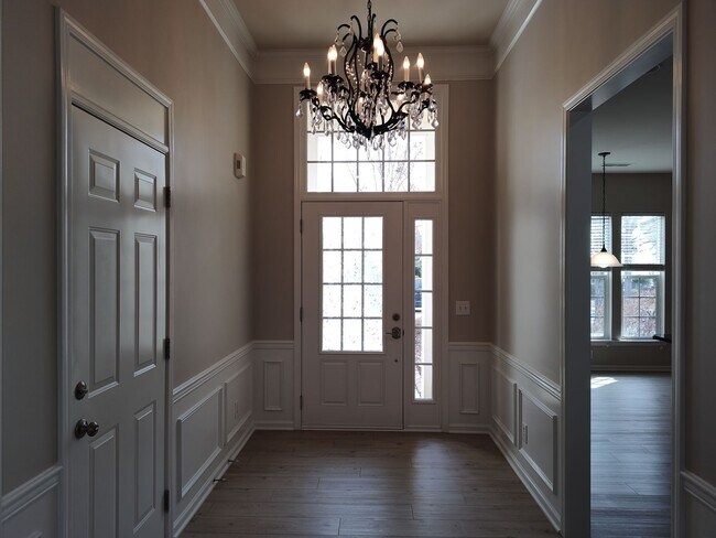 Building Photo - 55 + Senior Community Ranch Style Home  Located in the Exclusive Resort-Style Community of Sun Ci...