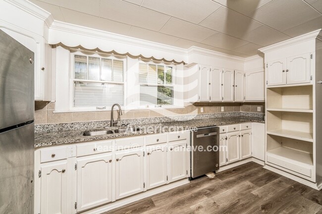 Building Photo - 2317 22nd St Ensley