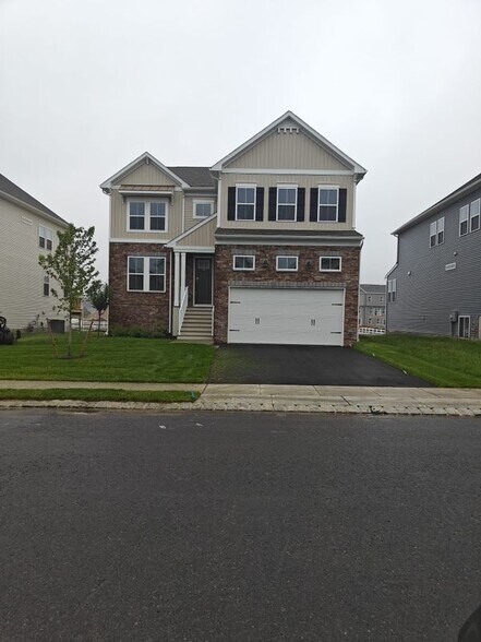 Primary Photo - 18 Devon Dr
