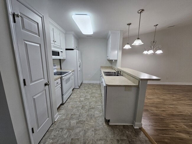 Building Photo - 1307 S Taylor St