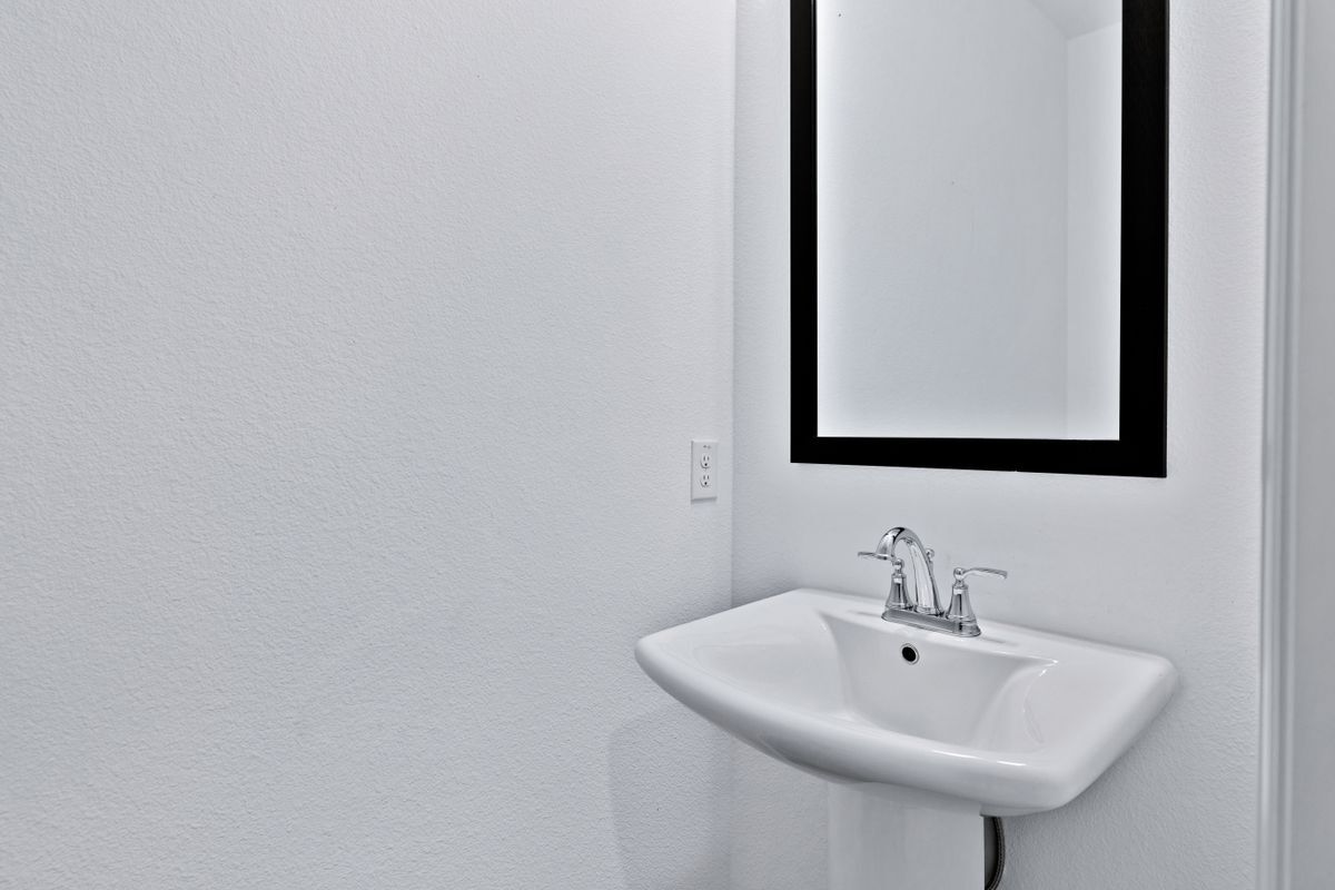 Building Photo - 1320 Hill Country Pl