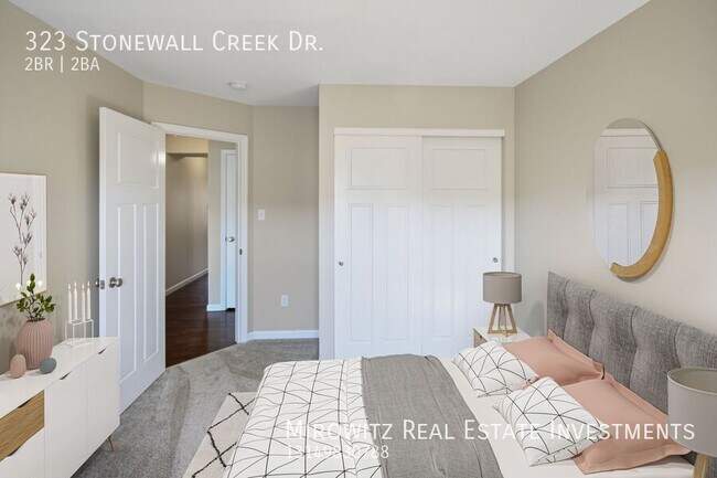 Building Photo - 323 Stonewall Creek Dr