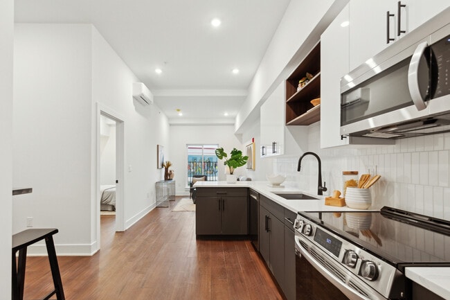 Building Photo - The Lane