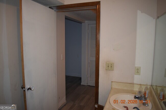 Building Photo - 3946 Vinson Robeson Dr