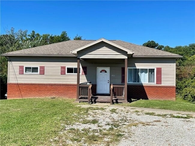 Primary Photo - 1349 Connellsville St