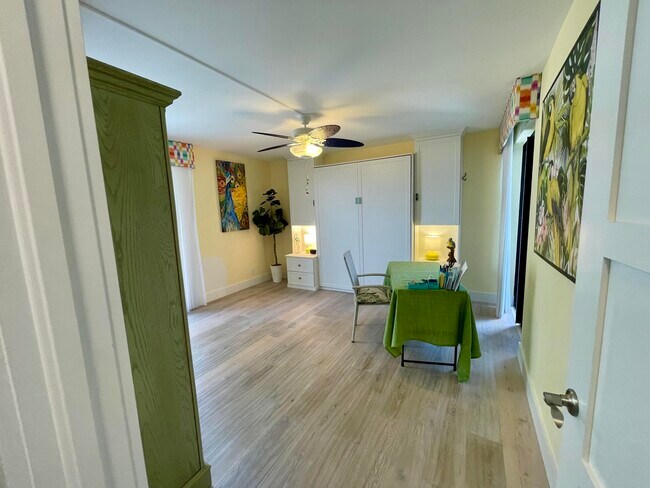 Building Photo - 300 Ocean Trail Way