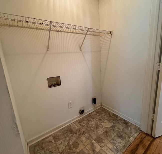 Building Photo - 5133 Possum Trot Ln