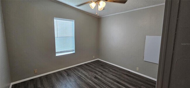 Building Photo - 8410 Wagon Wheel Cir