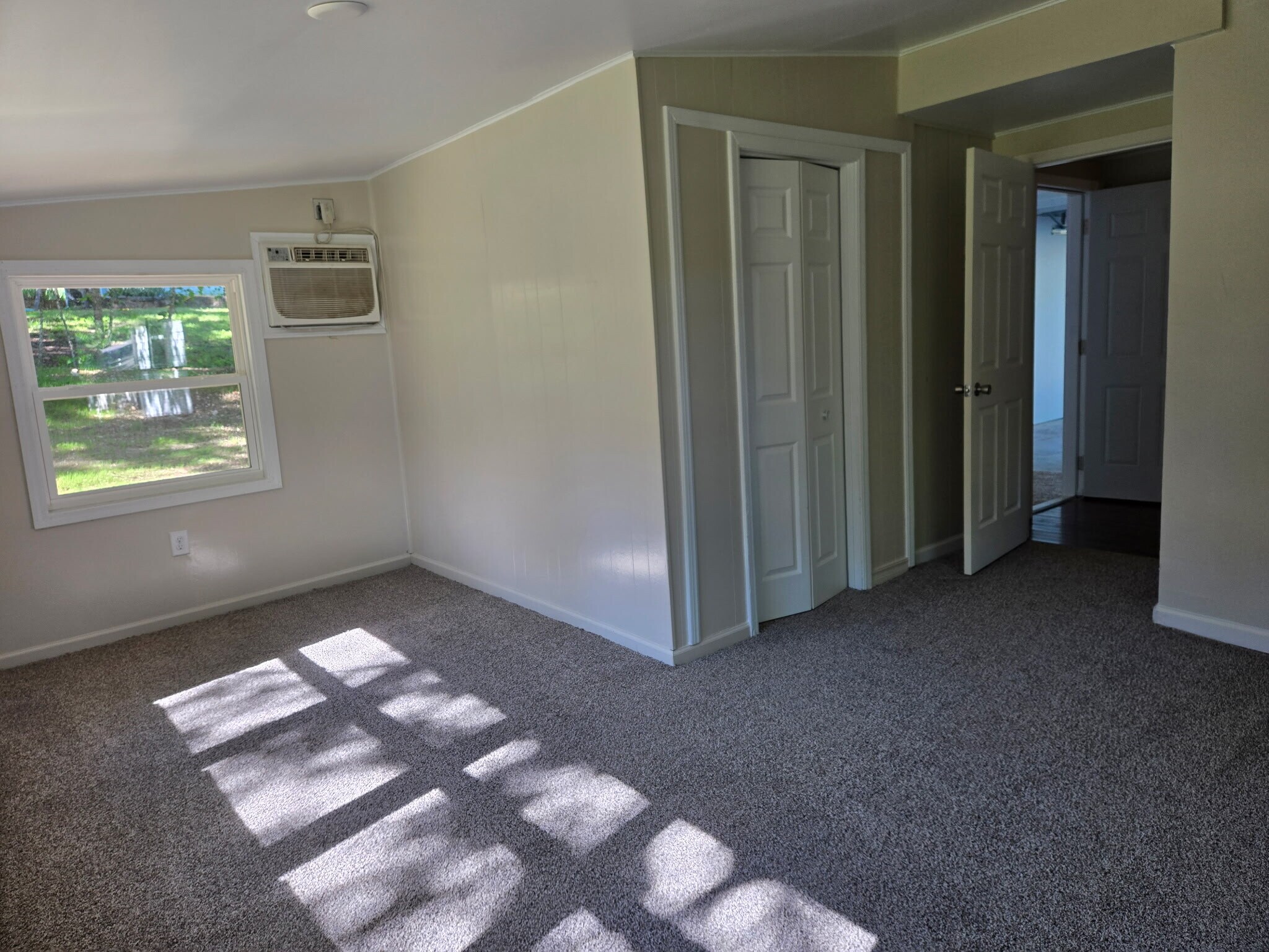 Building Photo - 28 Edgemont Dr
