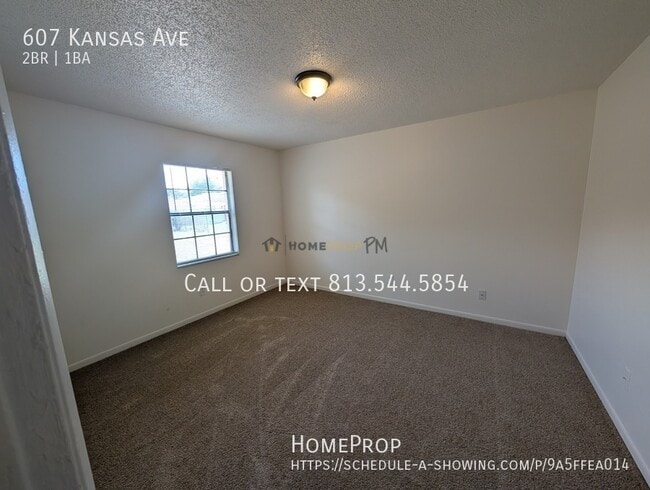 Building Photo - 607 Kansas Ave