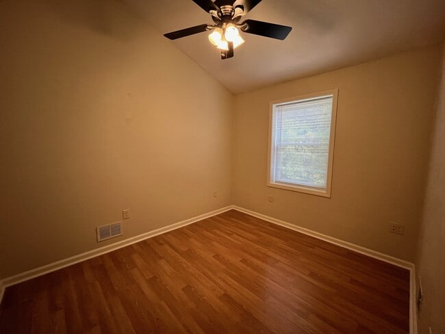 Building Photo - 5117 Cypress St