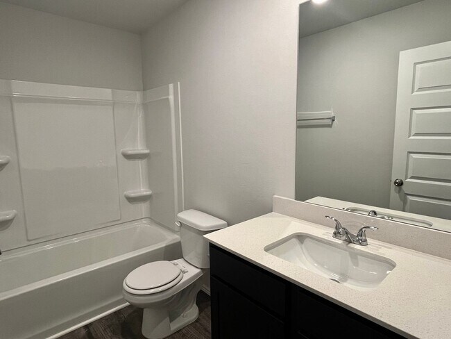Building Photo - Newer Construction 4 Bed, 2 Bath - Piedmont Schools