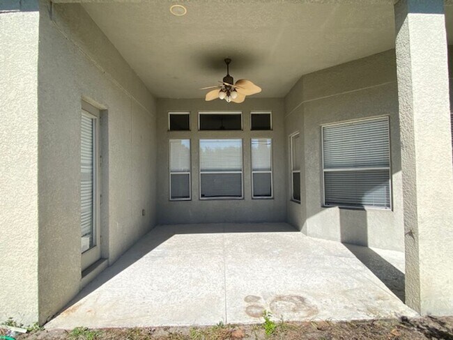 Building Photo - Beautiful 4 Bedroom 3 Bath Home in Ocoee