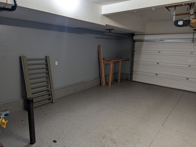 Building Photo - 20565 Sun Meadow Way