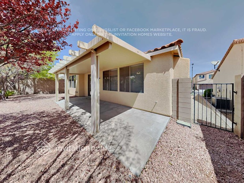 Building Photo - 9225 Longhorn Falls Ct