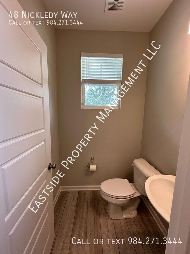 Building Photo - 48 Nickleby Wy