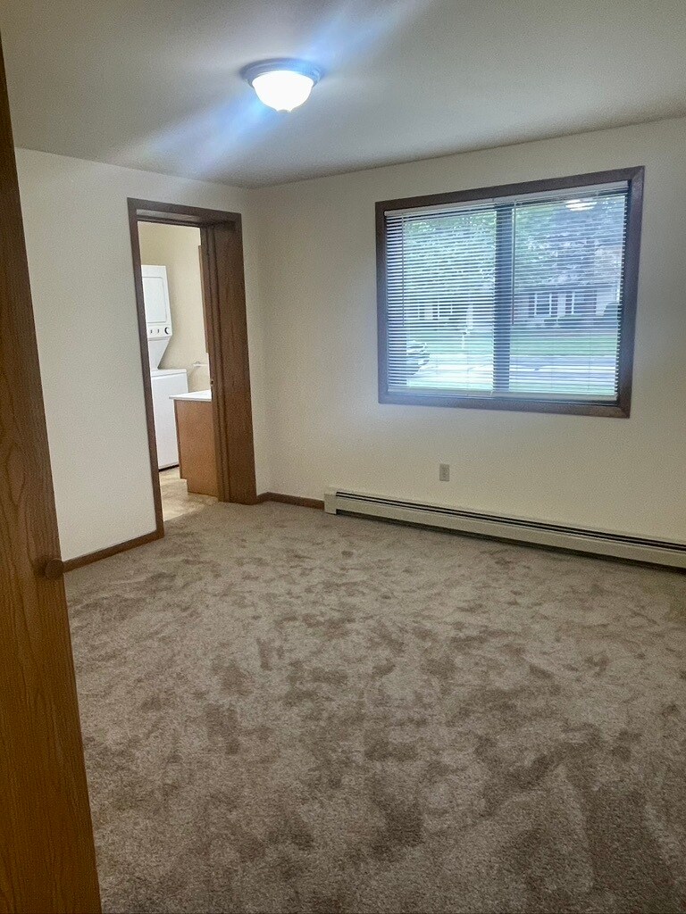 Building Photo - 2065 Emery Ct