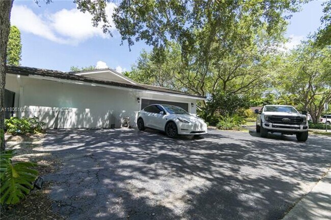 Building Photo - 7585 SW 163rd St