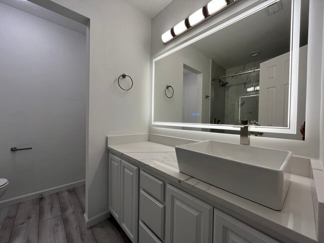 Building Photo - 11146 Saintsbury Pl