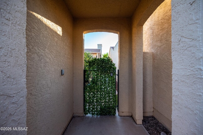 Building Photo - 3346 W Starfall Pl