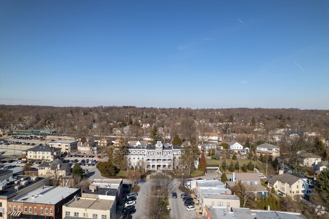 Aerial Photo - Louella Mansion