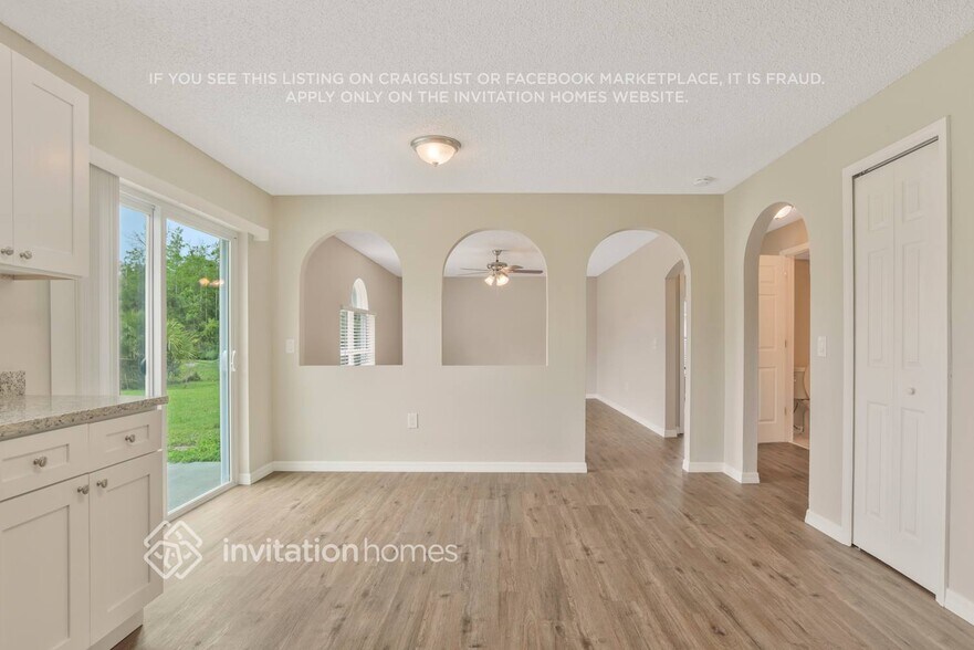 Building Photo - 10 Tamiami Way