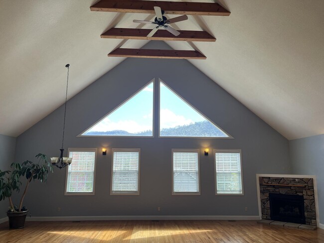 Building Photo - 291 North Crab Meadow Drive-Crab Creek Valley