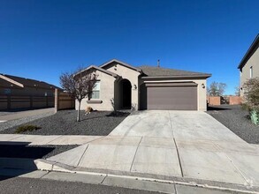 Building Photo - 4489 Golden Eagle Loop NE