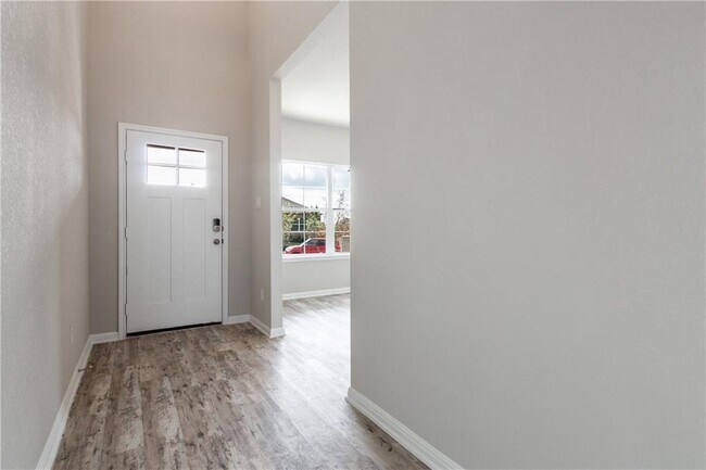 Building Photo - 2718 Bridekirk Dr