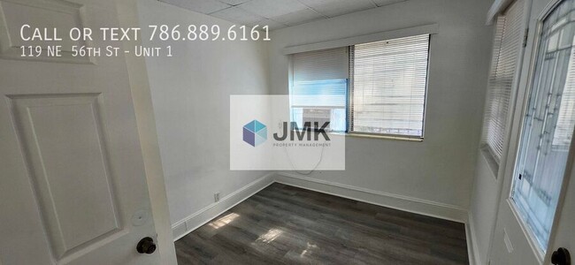 Building Photo - 119 NE 56th St