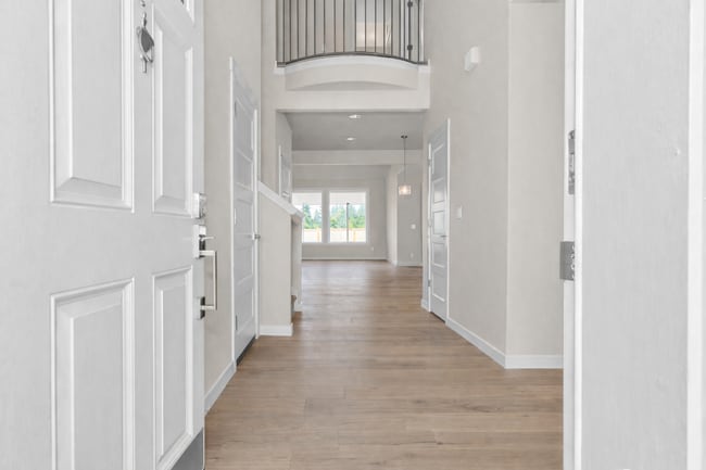 Building Photo - 641 Maggee St SE