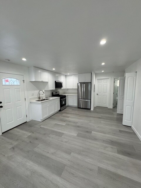 Building Photo - 14113 Shoup Ave
