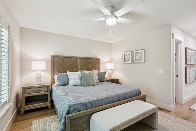 Building Photo - 205 Halyard Dr