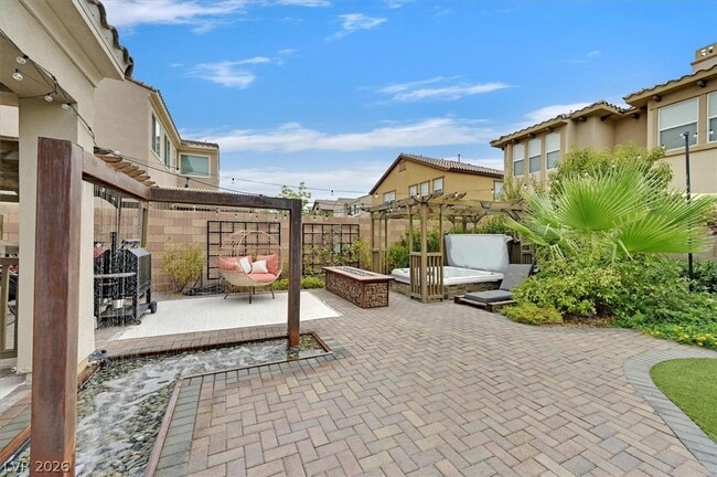 Building Photo - 505 Punto Vallata Dr