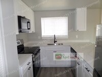 Building Photo - Fully Remodeled & GORGEOUS 2-Bedroom Unit ...