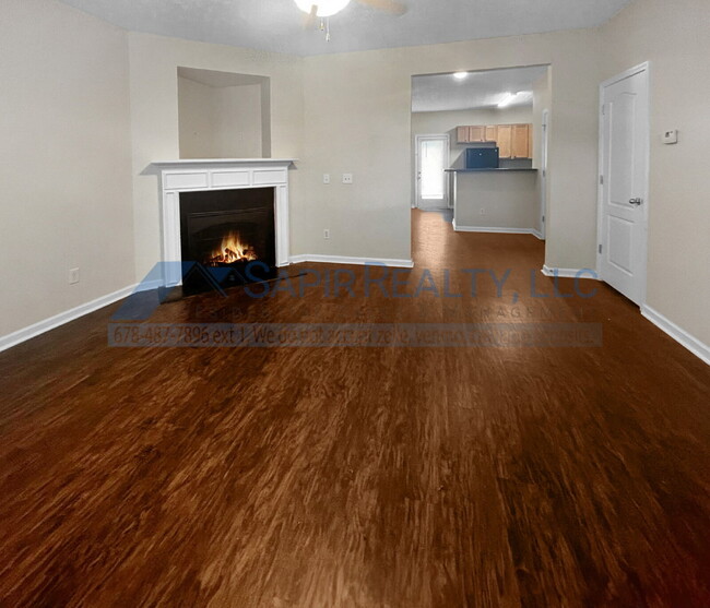 Building Photo - 6277 Ellenwood Dr
