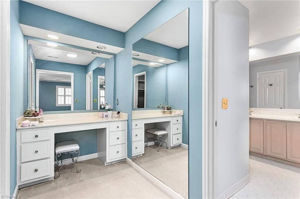 Building Photo - 991 Anglin Mill Rd