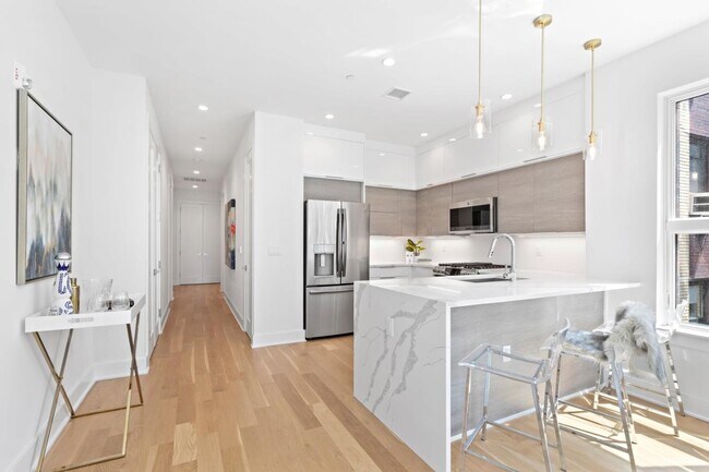 Building Photo - 6025 JFK Blvd E