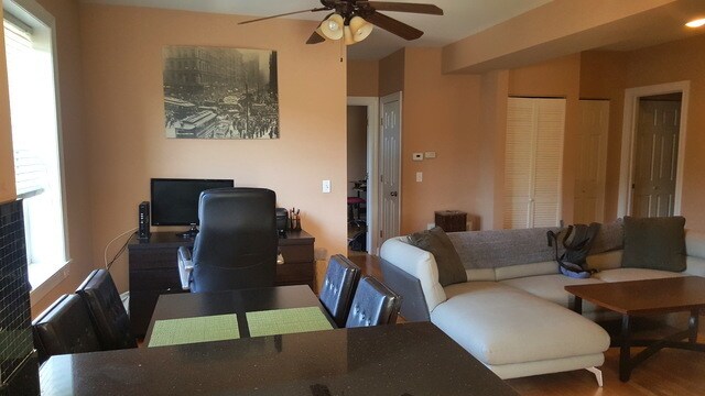 Building Photo - 5150 N Avers Ave