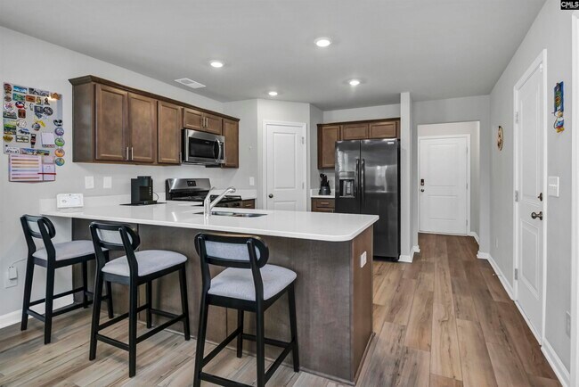 Building Photo - 620 Rothenburg Rd