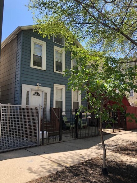 Building Photo - 1507 W Ohio St