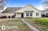 Building Photo - 400 Amberly Dr