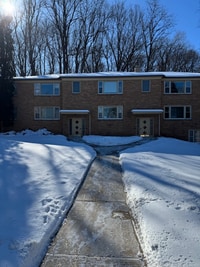 Building Photo - 3315 Harvey St