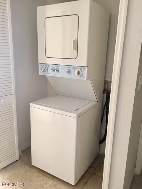 Building Photo - 8313 Bernwood Cove Loop