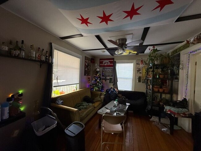 Building Photo - $2,800 | 4 Bedroom, 2 Bathroom House | NO ...